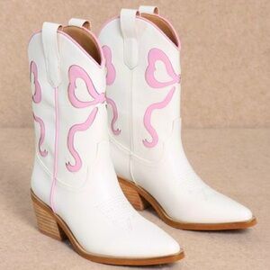 NEW MIIM Miriam White Western Low Heel Cowboy Ankle High Boots Pink Bow Trend